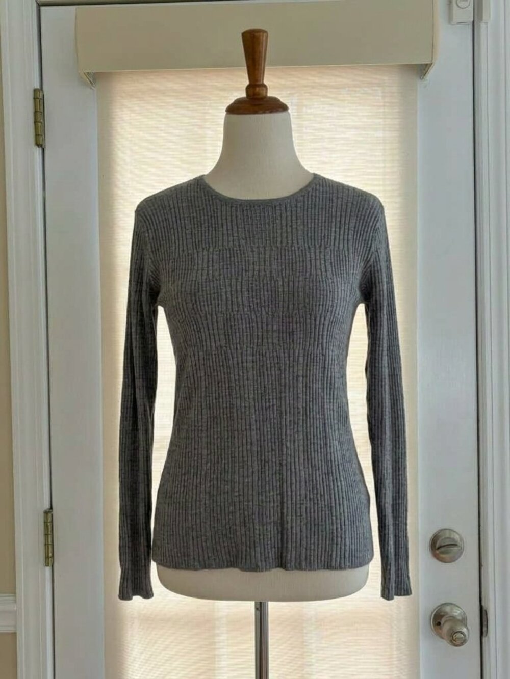 J. Jill Grey Ribbed Knit Crewneck Long Sleeve Top